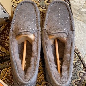 Grey ugg slippers